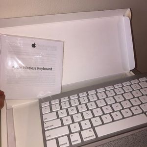 Apple Wireless Keyboard